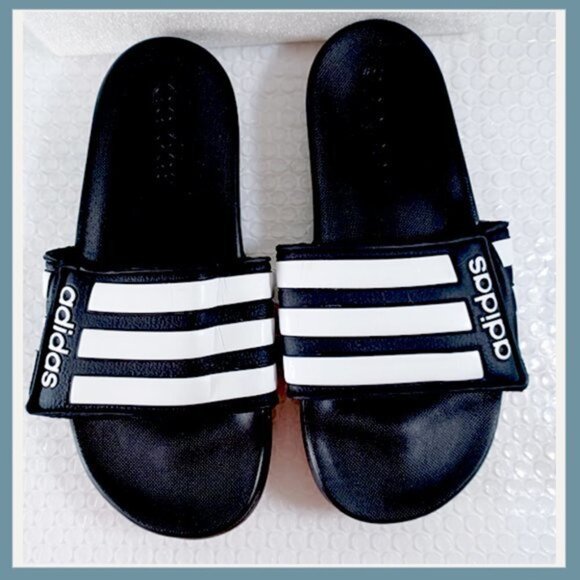 Adidas Black & White Slides Size 5 but fits like a Women's 7, Adidas Slides - Picture 7 of 10